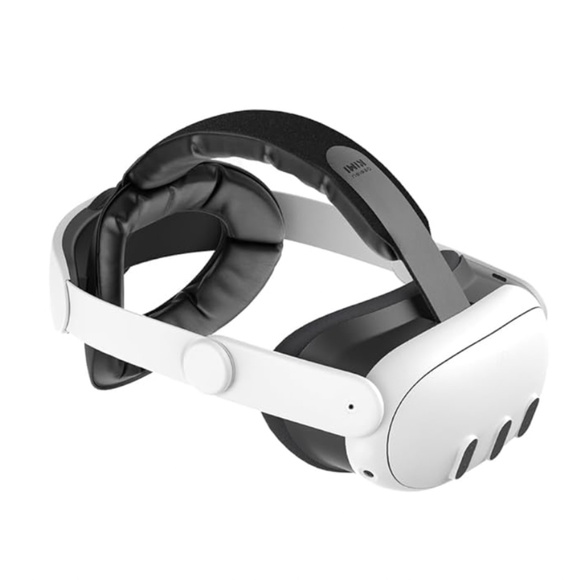 Meta Quest 3 512GB Ultimate Mixed Reality + Accessories + Hard Carrying Case - Picture 9 of 11